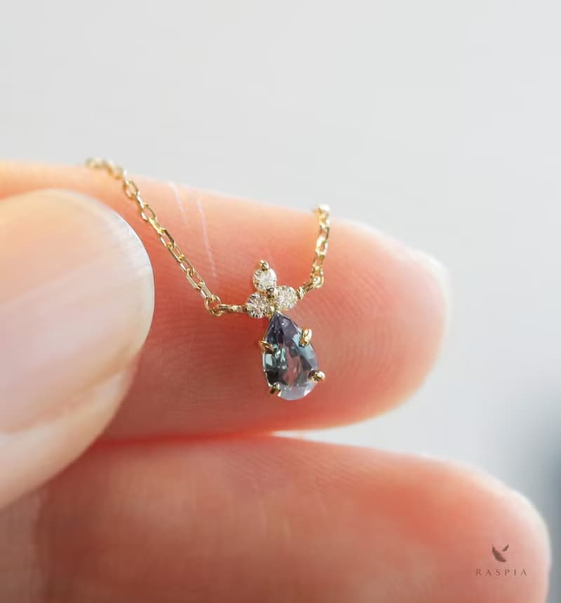【数量限定】K18 アレキサンドライト&ダイヤモンドのネックレス ~Ello Lilas~ 6月誕生石