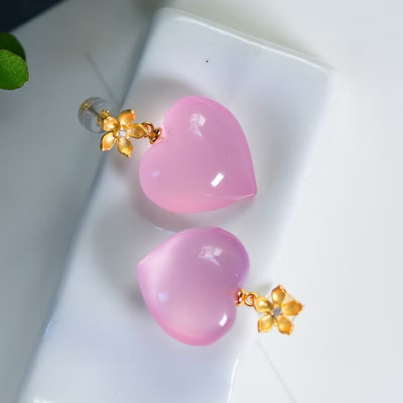 天然莫桑比剋星光粉水晶愛心耳釘 耳墜 飽滿圓潤 顏色粉潤