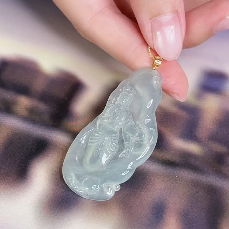 冰種翡翠觀音菩薩吊飾 18K金墜頭 | 天然緬甸玉A貨翡翠 | 送禮
