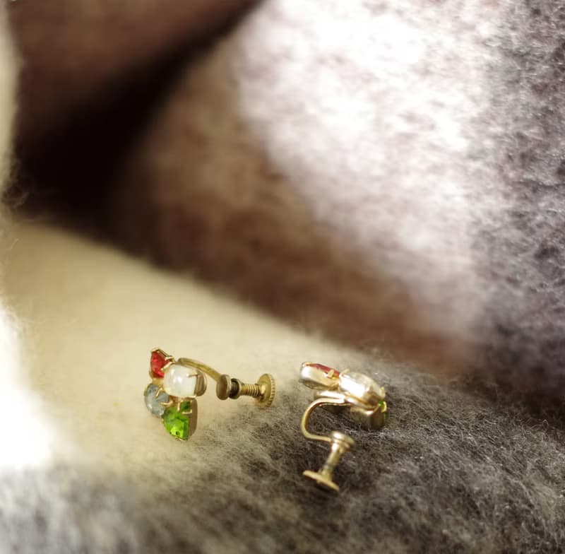 -古董透光萊茵石夾式耳環  C699