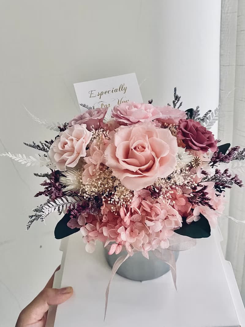 畢業情人節花禮春天粉嫩色系玫瑰永生花不凋花桌花