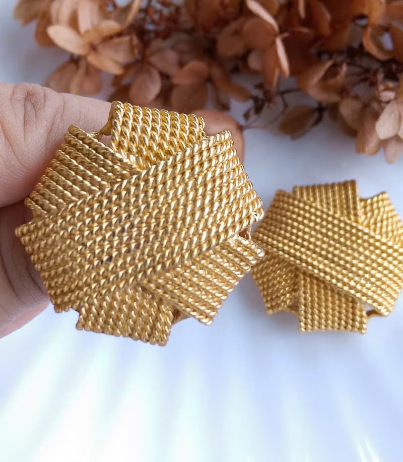 Vintage Jewelry 西洋古董飾品 金細索 大耳環  夾式耳環