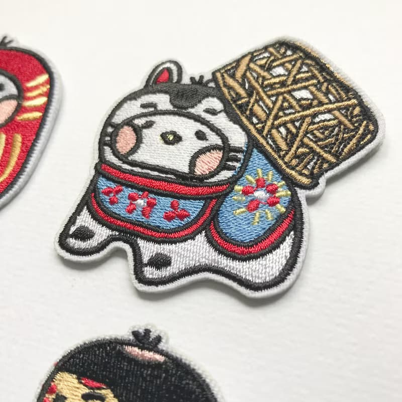 日本開運 吉祥物 達摩 招財貓 犬張子 繡片/別針