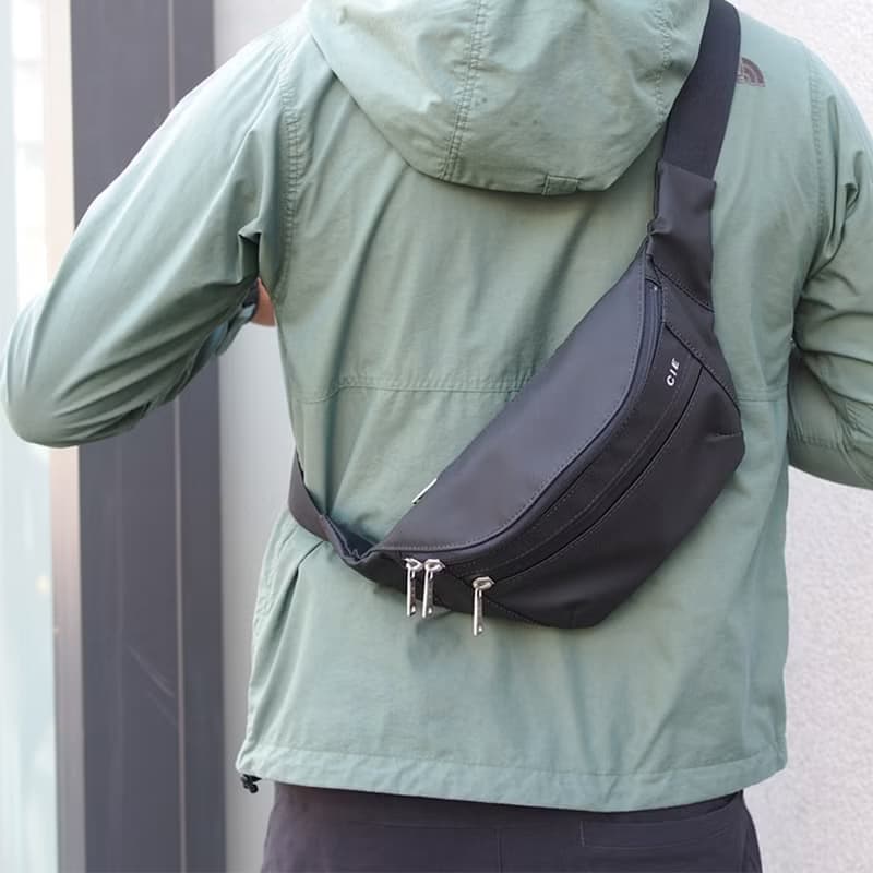 日本東京率性 輕量防潑水抗磨尼龍側背/胸包Made in Japan by CIE