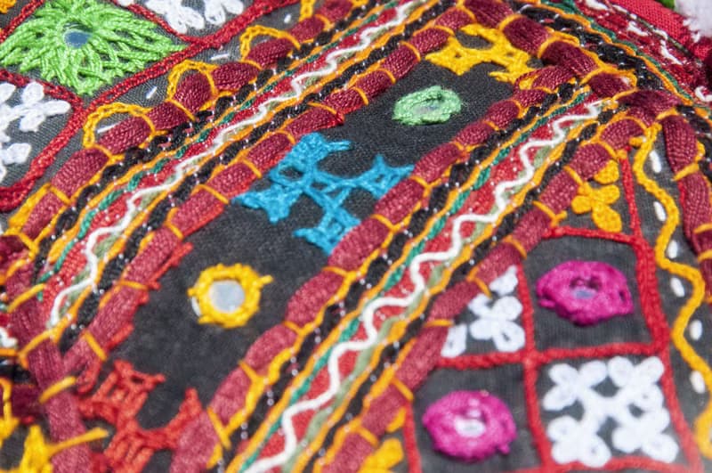 手工刺繡斜背包 民族風包 側背包 肩背包 手工包 刺繡包-沙漠旅行