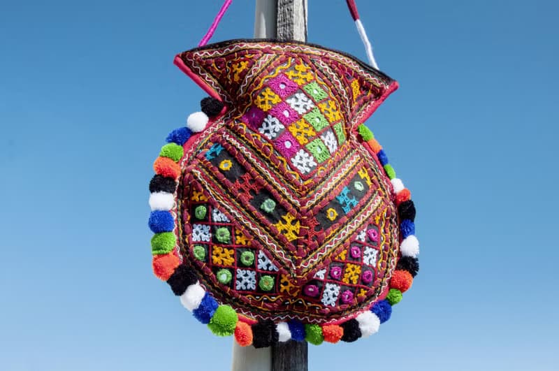 手工刺繡斜背包 民族風包 側背包 肩背包 手工包 刺繡包-沙漠旅行