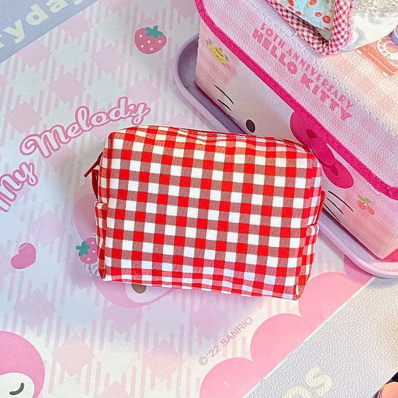 Sweetstore Supply原創紅格蝴蝶結刺繡化妝包便攜收納包