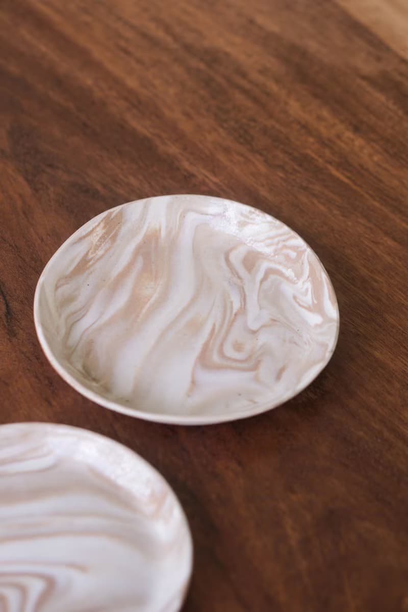 岩石紋小盤子 【隨機出貨】