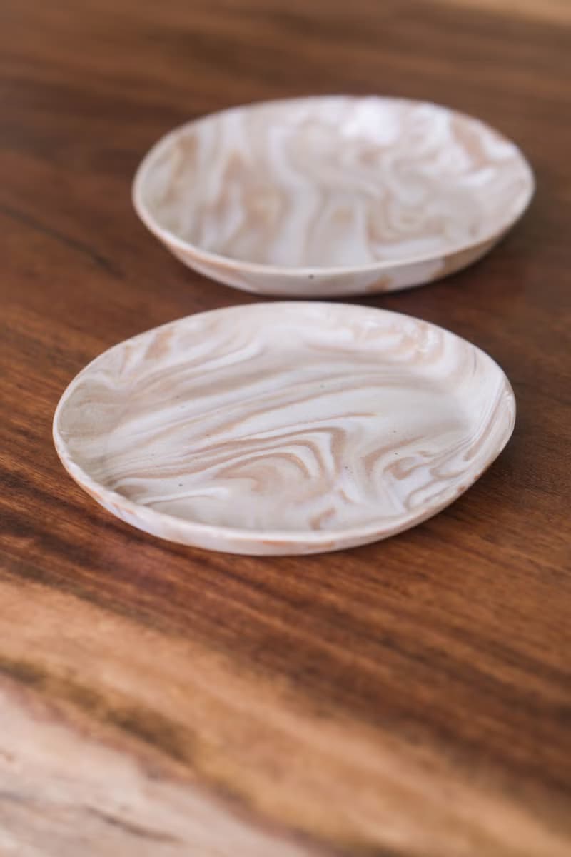 岩石紋小盤子 【隨機出貨】