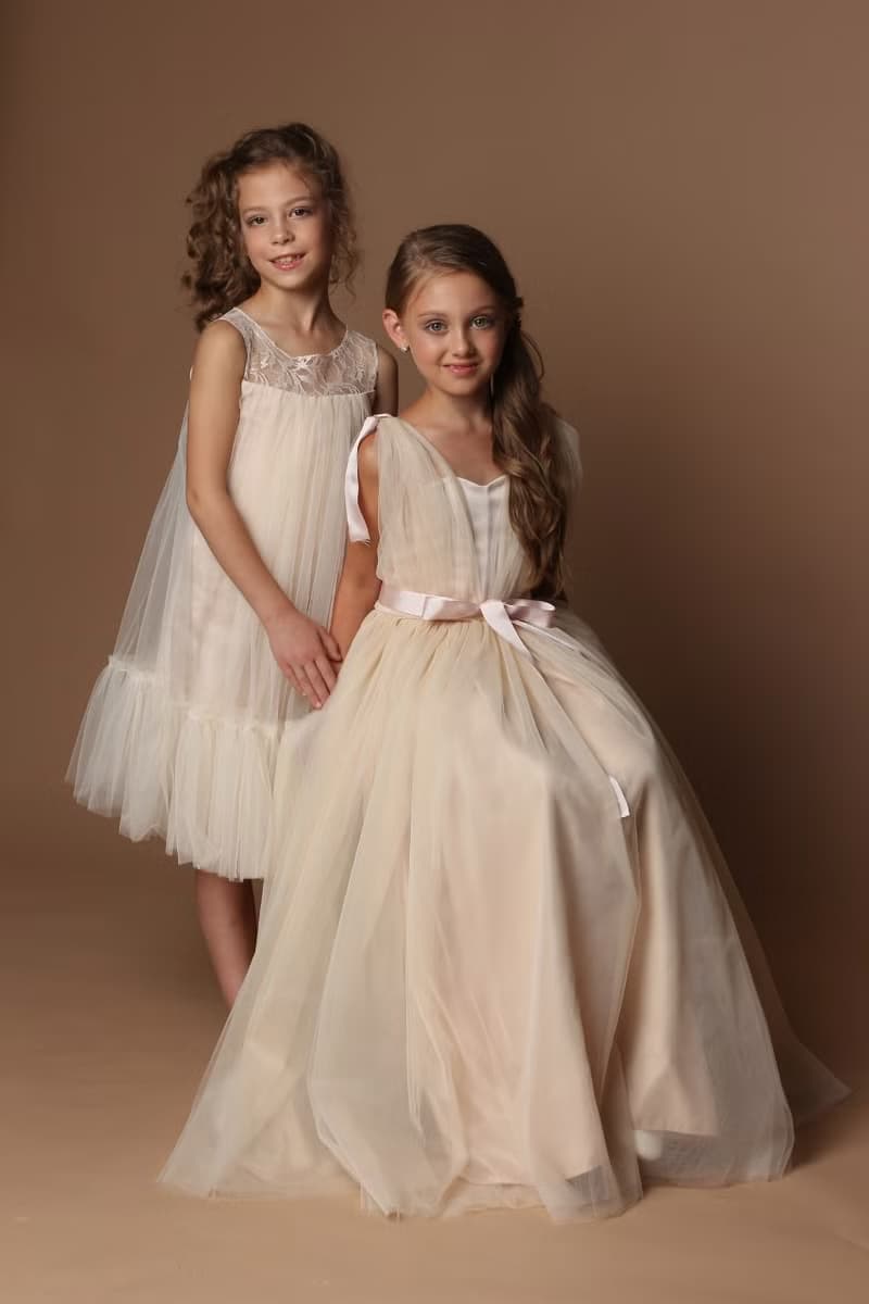 Elegant flower girl dress for wedding, birthday, concerts