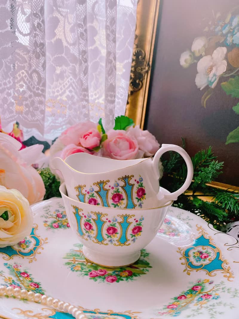 1950年英國骨瓷粉紅玫瑰花束奶壺糖碗庫存品