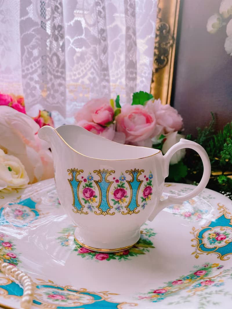 1950年英國骨瓷粉紅玫瑰花束奶壺糖碗庫存品