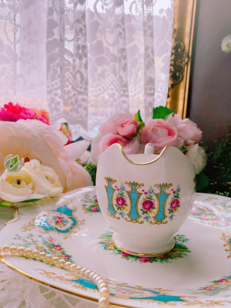 1950年英國骨瓷粉紅玫瑰花束奶壺糖碗庫存品