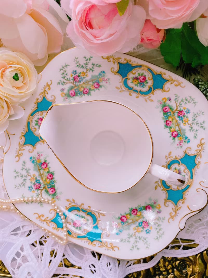 1950年英國骨瓷粉紅玫瑰花束奶壺糖碗庫存品