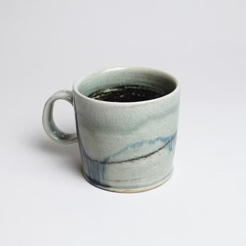 明芽窯 l 柴燒青瓷墨藍把杯 咖啡杯 陶杯 水杯 陶藝品 H