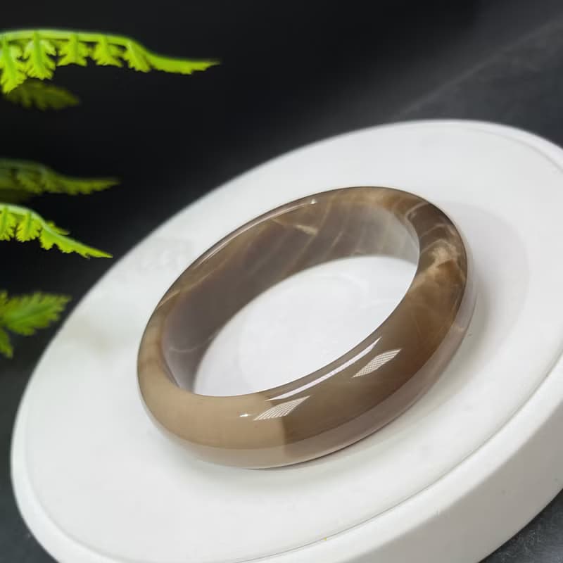 咖啡色瑪瑙手鐲 58MM 高瓷玉化飄天眼玉髓手環 顏色豐富 柔和安定