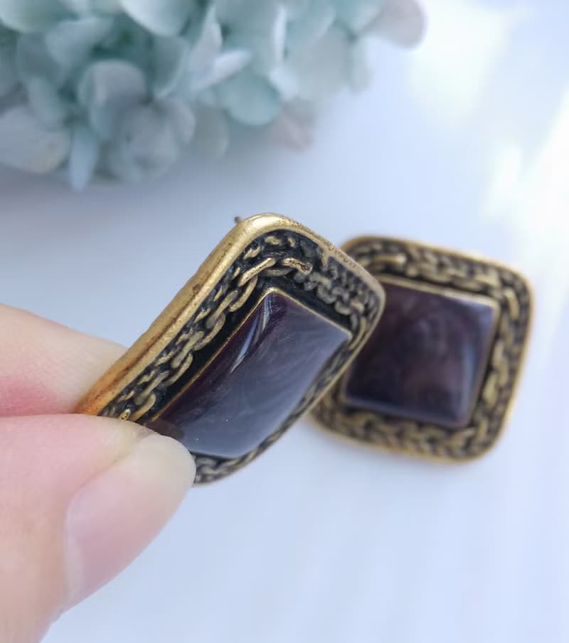 Vintage Jewelry 西洋古董飾品 復古 深紫 拉絲紋 針式耳環