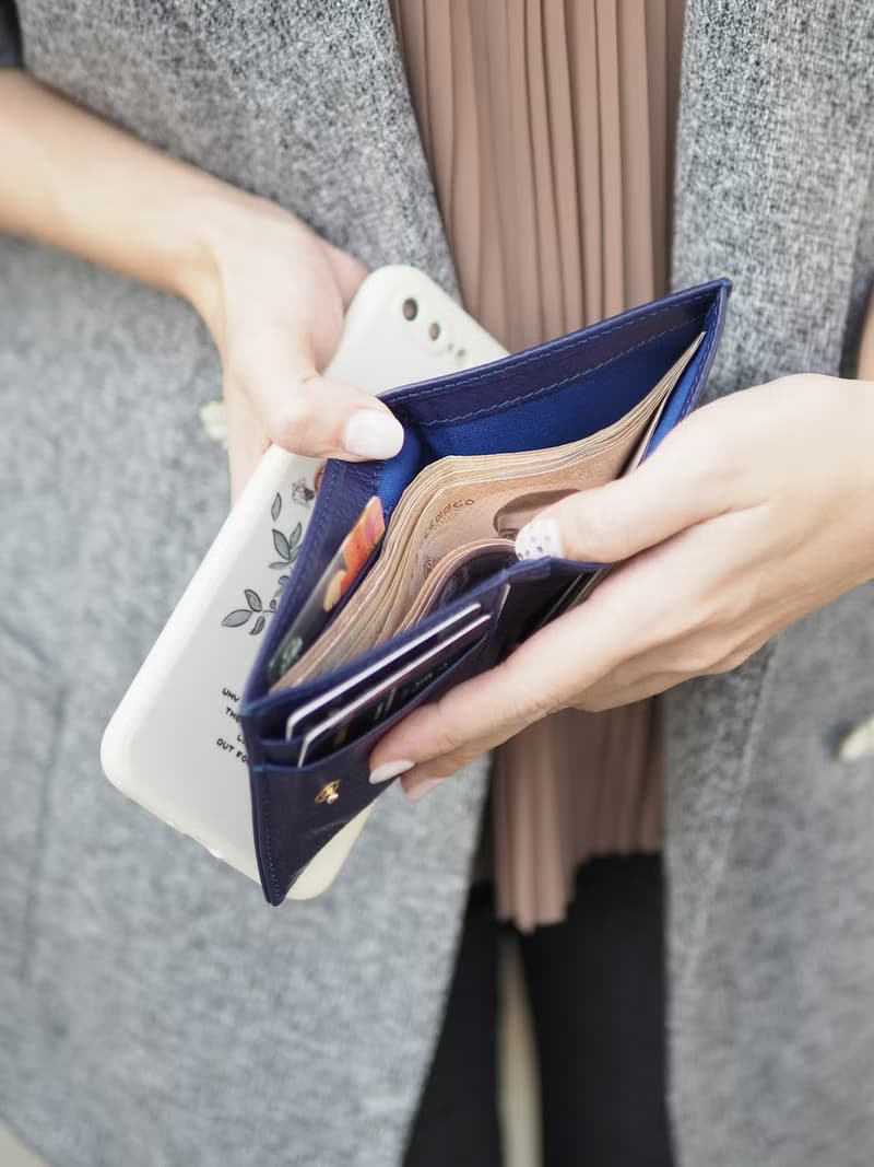 Hannah (Indigo) : Small leather short wallet, folded wallet, Mini wallet