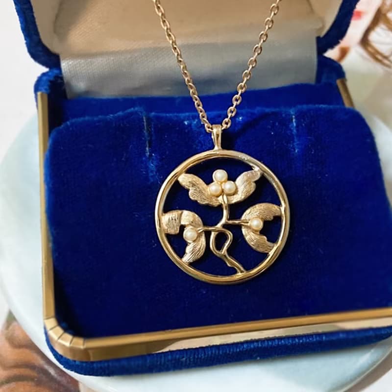 【西洋古董飾品】 花紋 榭寄生新藝術風花卉 珍珠 掐絲紋路 項鍊