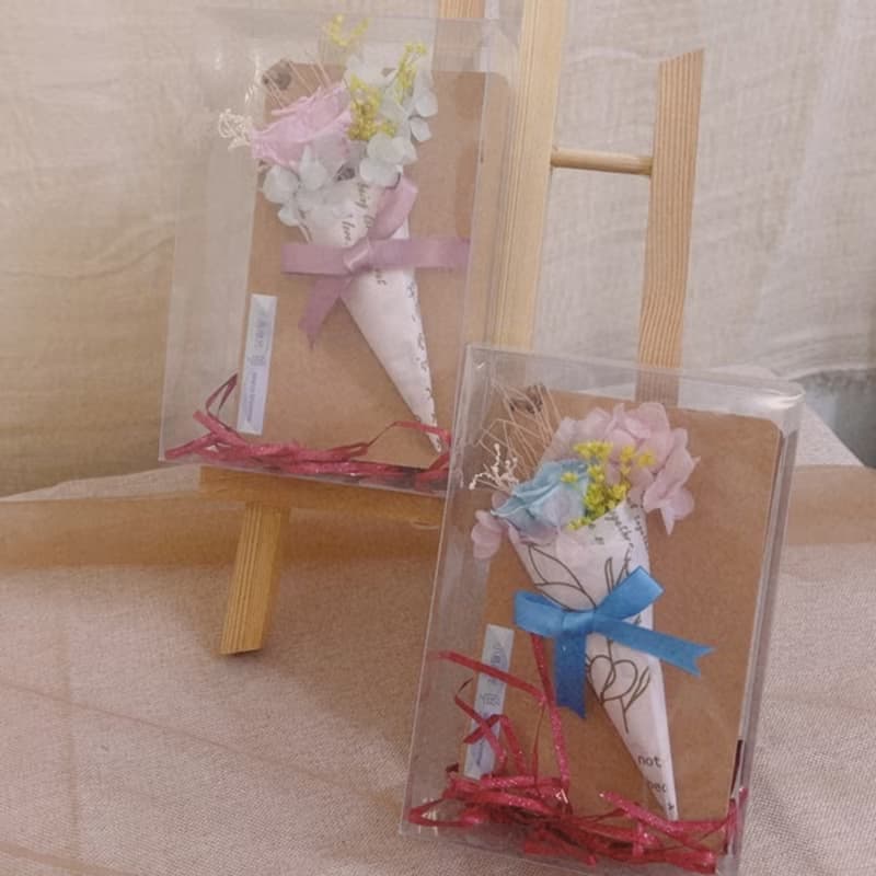 甜筒小花束掛卡