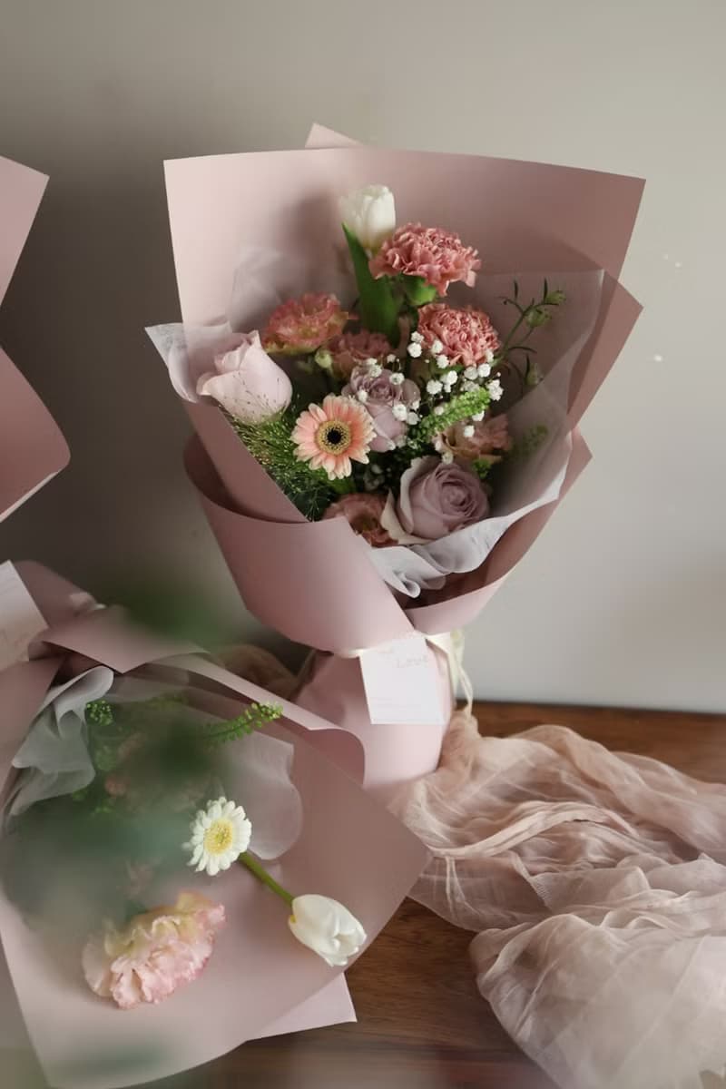 復古粉康乃馨 桔梗鬱金香 鮮花束 2025母親節