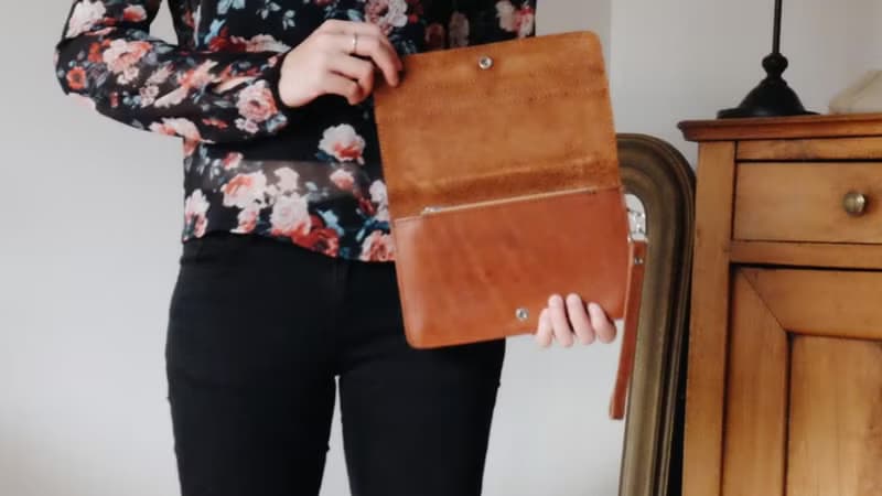 巴黎啡色真皮手提袋