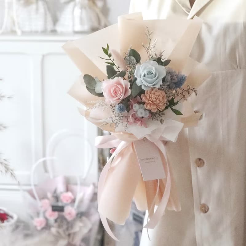 小型永生玫瑰擴香花束 -藍粉色