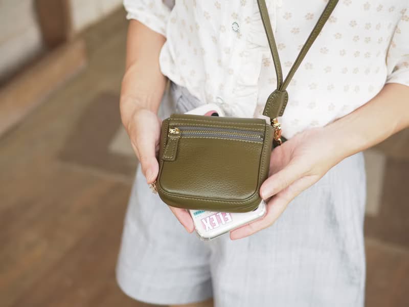 Muffin (Matcha) : Mini wallet, Neck bag, Olive-green, Tiny pocket, Cow leather