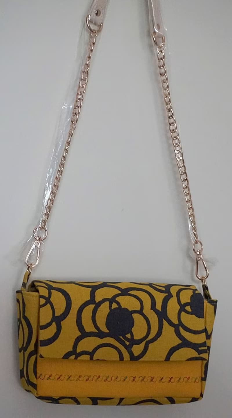黃色刺繡方形側肩包斜肩包挎包