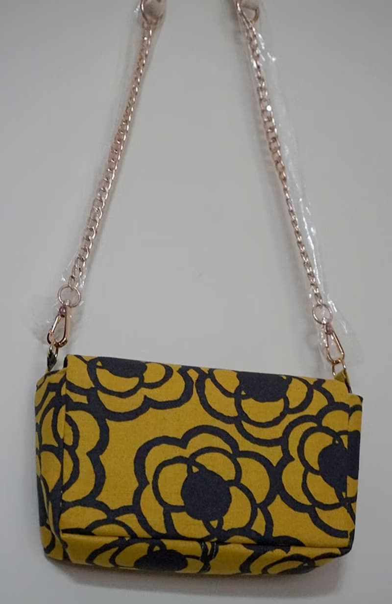 黃色刺繡方形側肩包斜肩包挎包