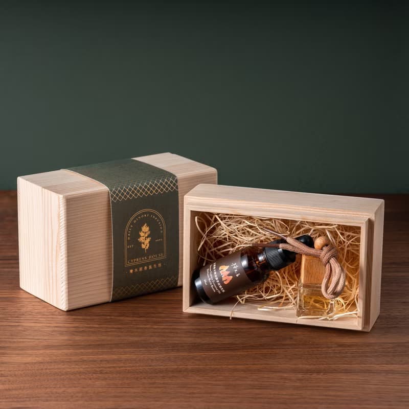 台灣檜木精油車用擴香瓶吊飾8ml + 擴香液補充瓶
