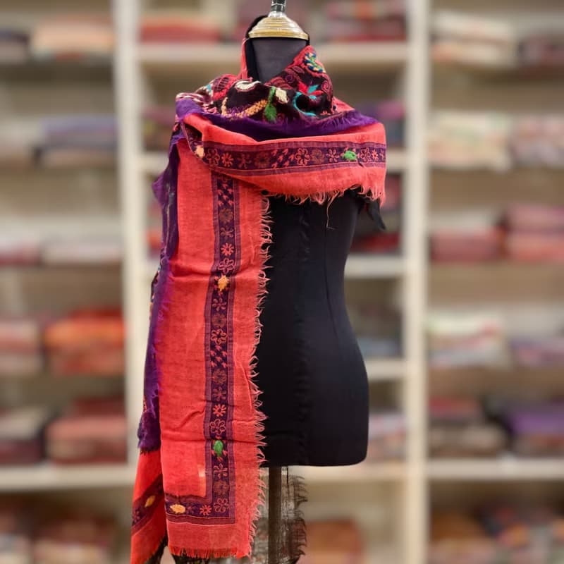 【母親節精選】喀什米爾厚織水煮羊毛 手工刺繡圍巾-艷彩紛飛