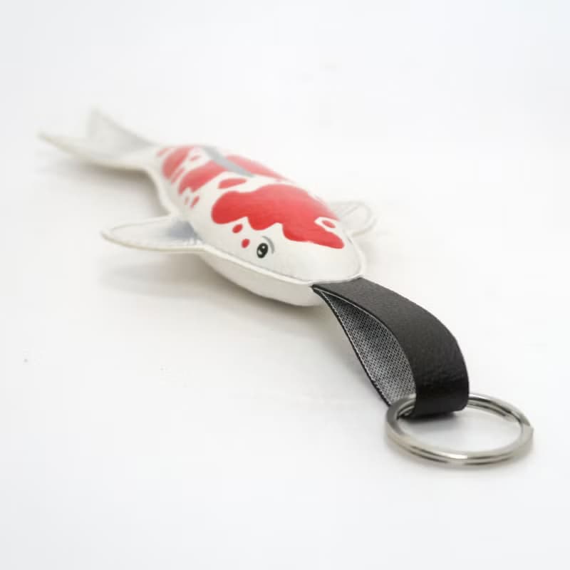 【雙11折扣】Koi Fish keychain, gift for animal lovers add charm to your bag.
