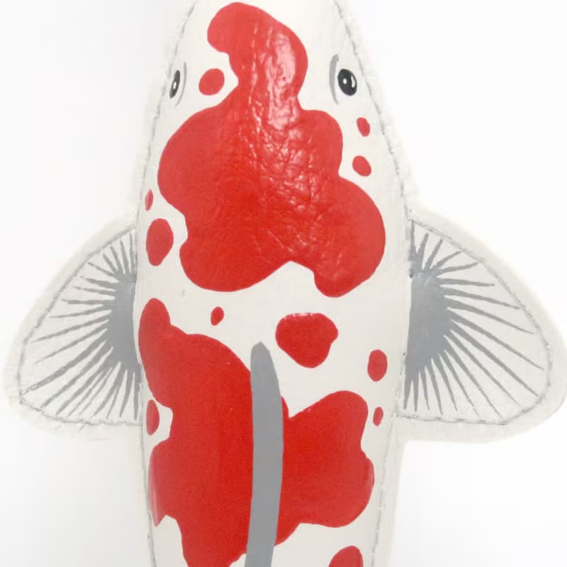 【雙11折扣】Koi Fish keychain, gift for animal lovers add charm to your bag.