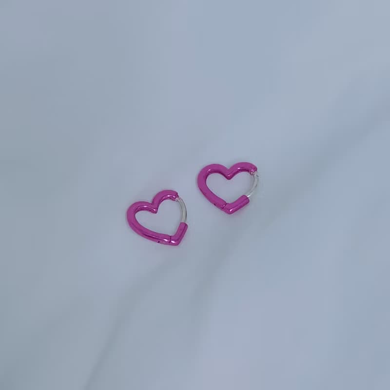 925 Silver heart color one-touch earring C.E 305