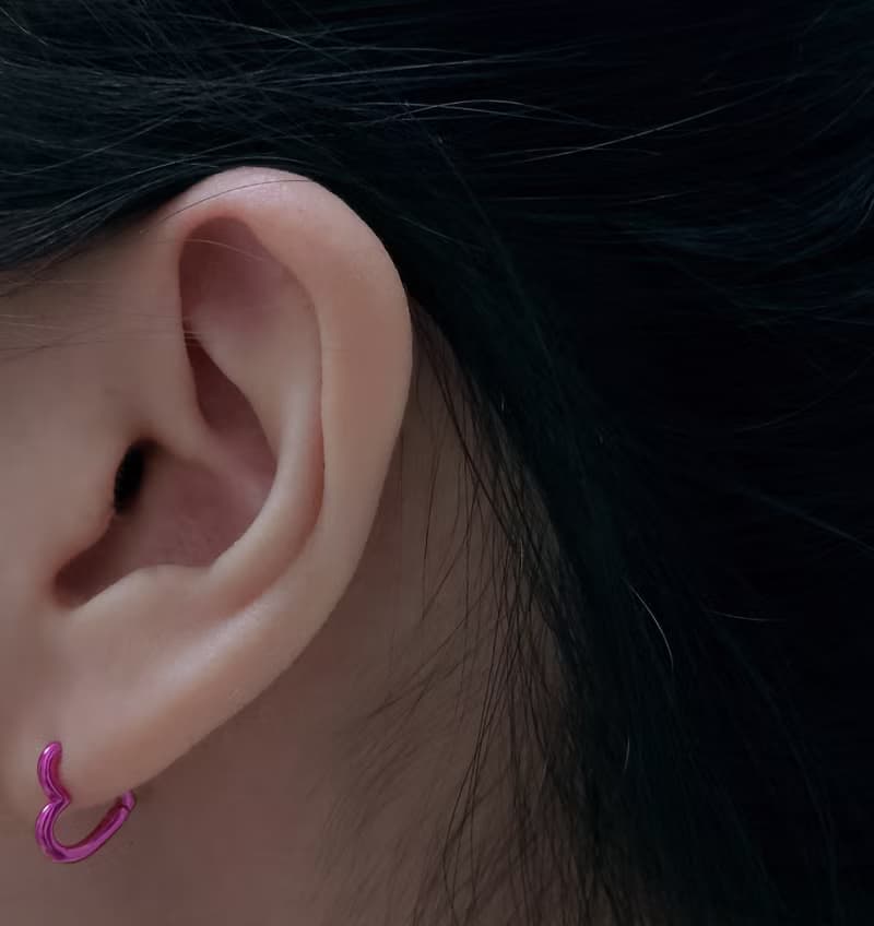 925 Silver heart color one-touch earring C.E 305