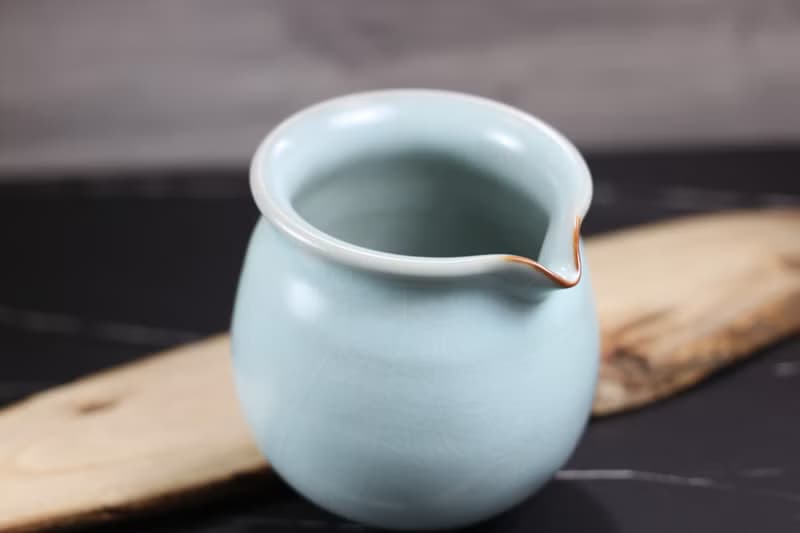 【送禮好物】360~400ml 汝窯無把 手拉坯 咖啡下壺 茶海 公道杯