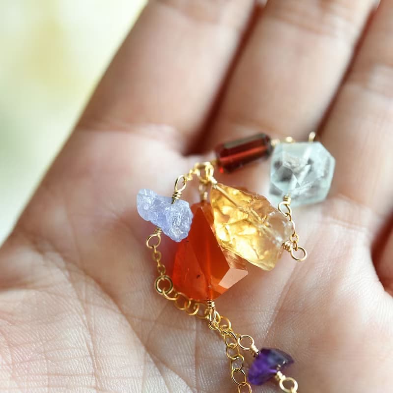 8種類天然石のブレスレット アメジスト シトリン ガーネット アパタイト タンザナイト クリソコラ カーネリアン