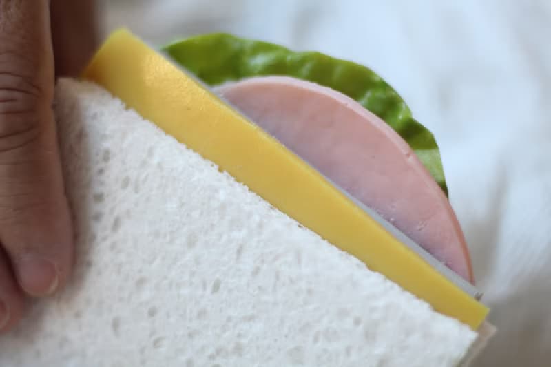 春袋　三明治　火腿 起司 生菜