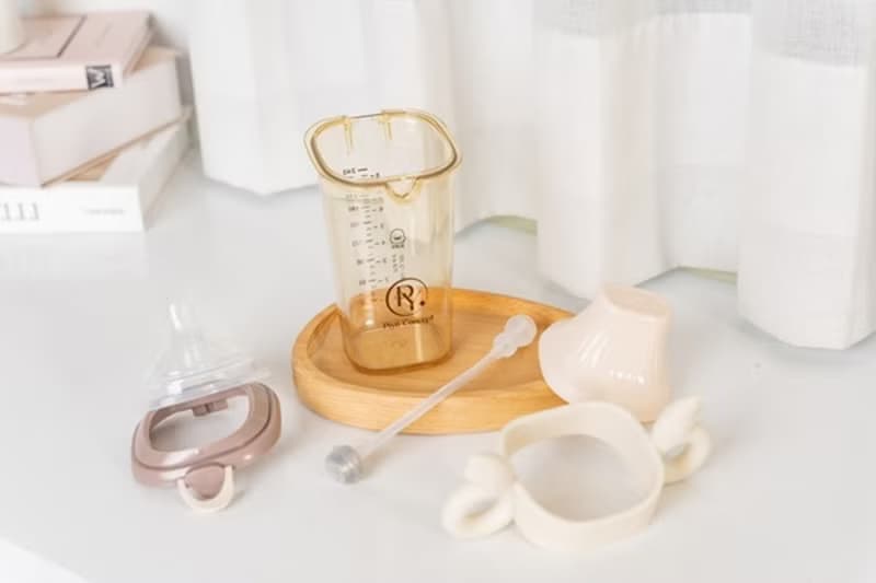 PiyoPiyo黃色小鴨 PPSU預備學飲掀蓋天使吸管杯握把二件組