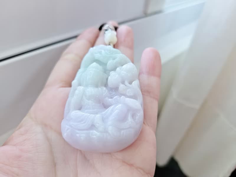 【親翠】天然翡翠 冰春彩極厚御龍觀音牌項鍊 | 佛系 | 適合男士