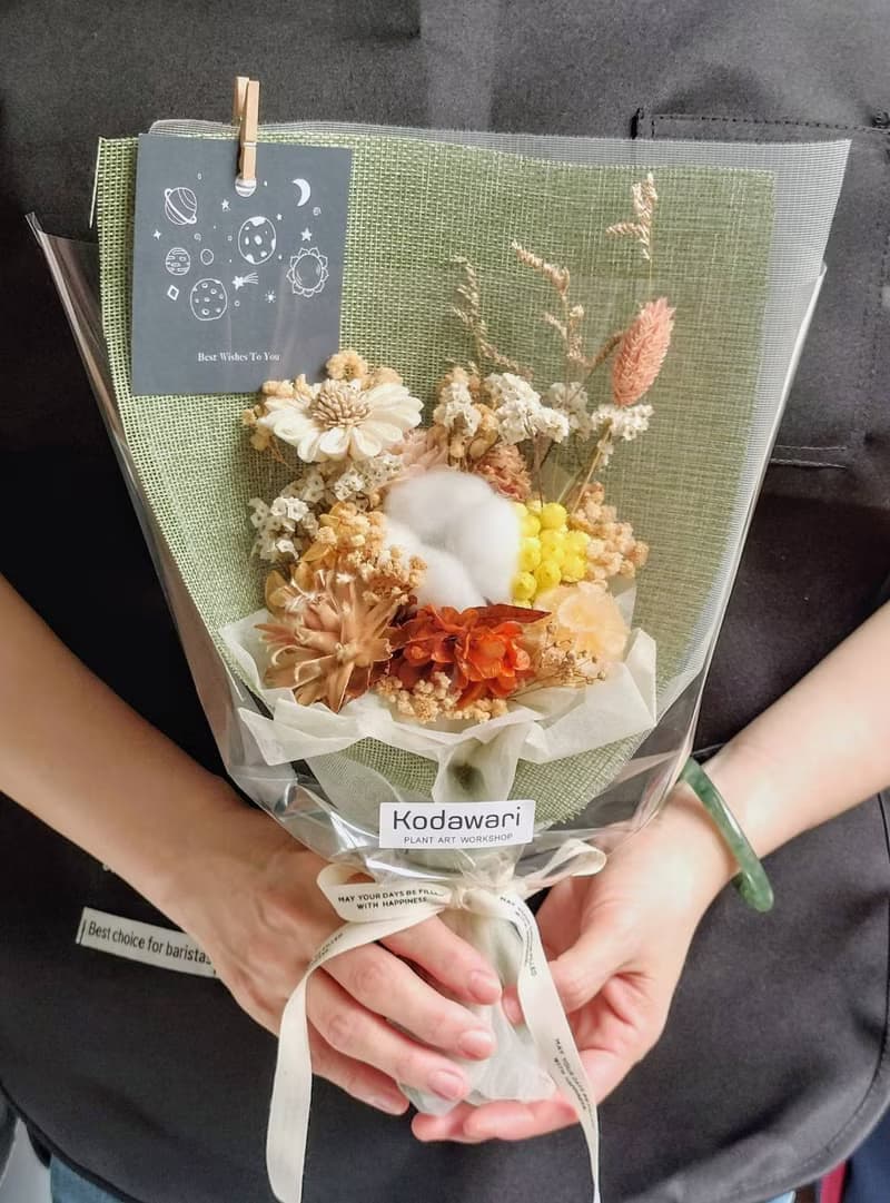 永生花.乾燥花 畢業花束 祝福花束 平價花束