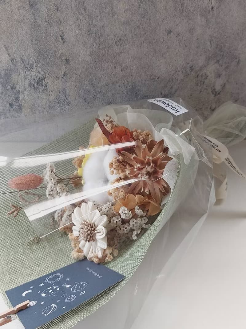 永生花.乾燥花 畢業花束 祝福花束 平價花束