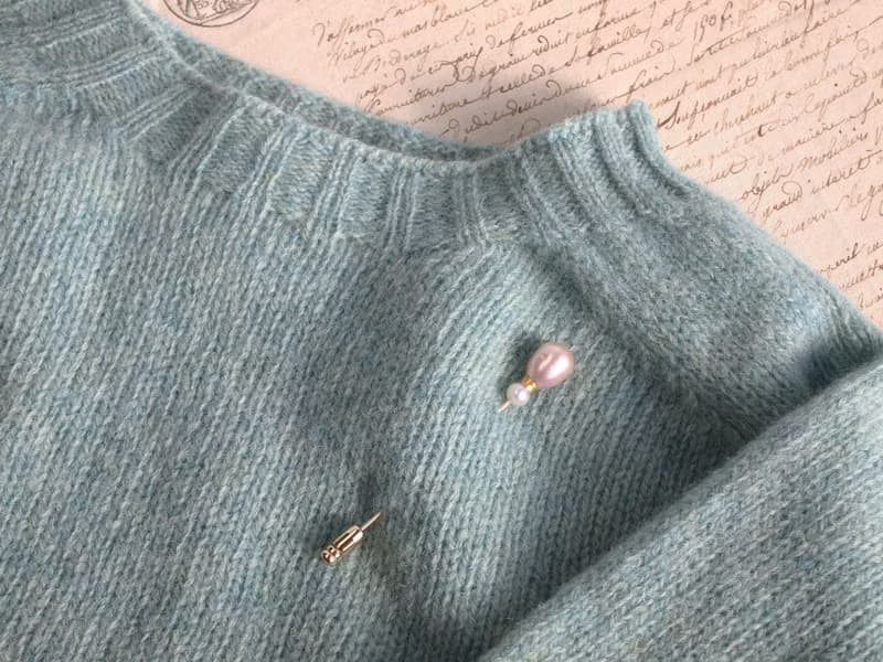 金継ぎパール　ブローチ・ハットピン　 ペールピンク　|　淡水パール　バロックパール　金粉