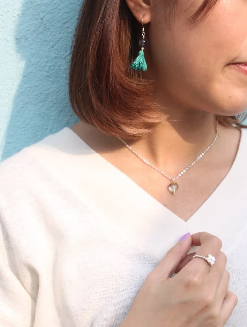 紫藍螢石， 純銀珠，綠色流蘇 純銀耳環 flourite, silver ball and tassel  925 silver earring