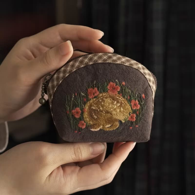 【限量作品】手工刺繡 \ 零錢包 \ 罌粟花和鹿