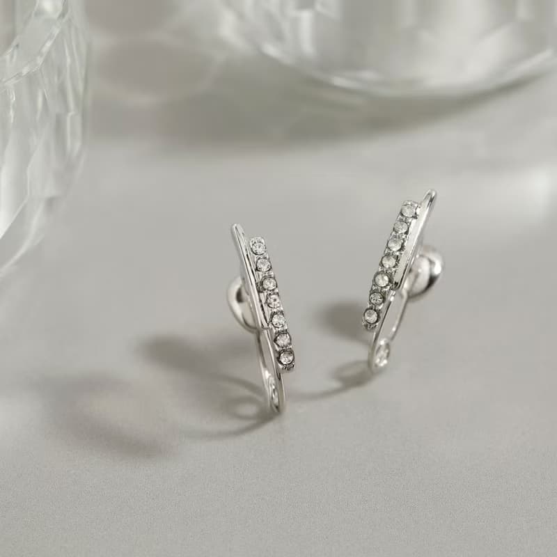 shining bridge loop-fit earring SV　ループフィットイヤリング　　ラインストーン　シルバー