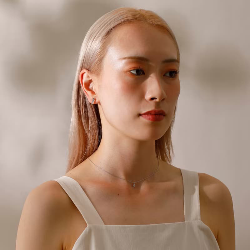shining bridge loop-fit earring SV　ループフィットイヤリング　　ラインストーン　シルバー