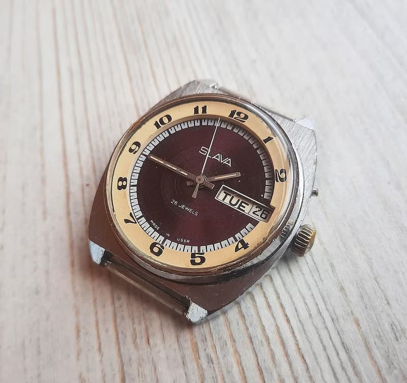 SLAVA 2428 mens watch wind up  – Soviet mechanical wrist watch USSR