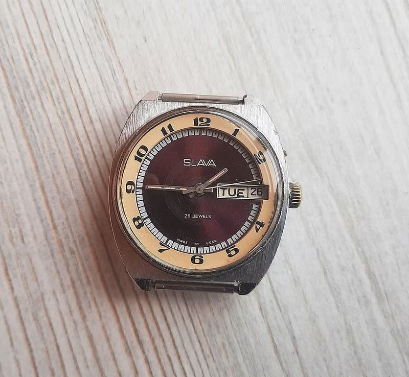 SLAVA 2428 mens watch wind up  – Soviet mechanical wrist watch USSR